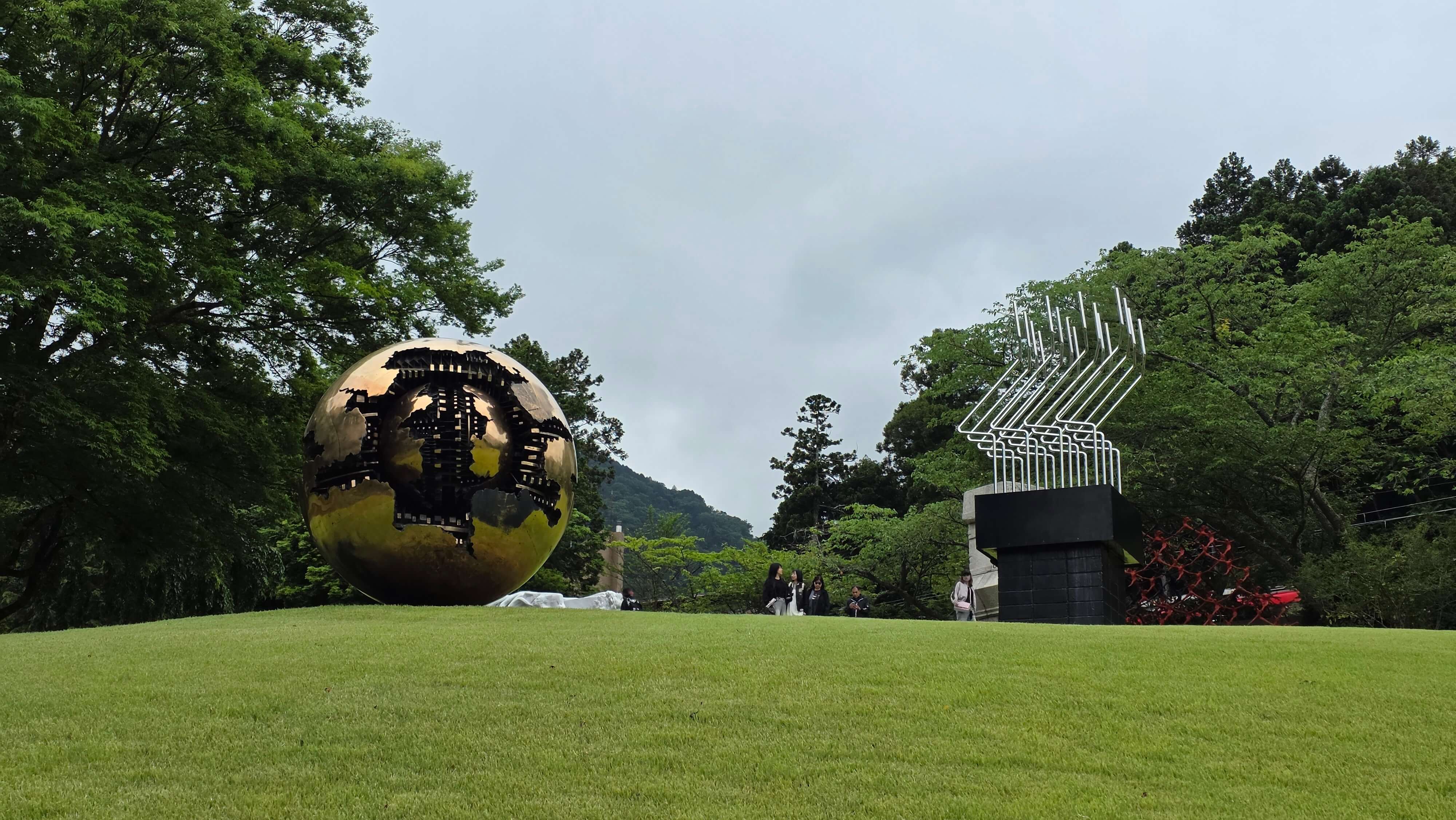 /images/Hakone/Hakone%202/musée%202.jpg