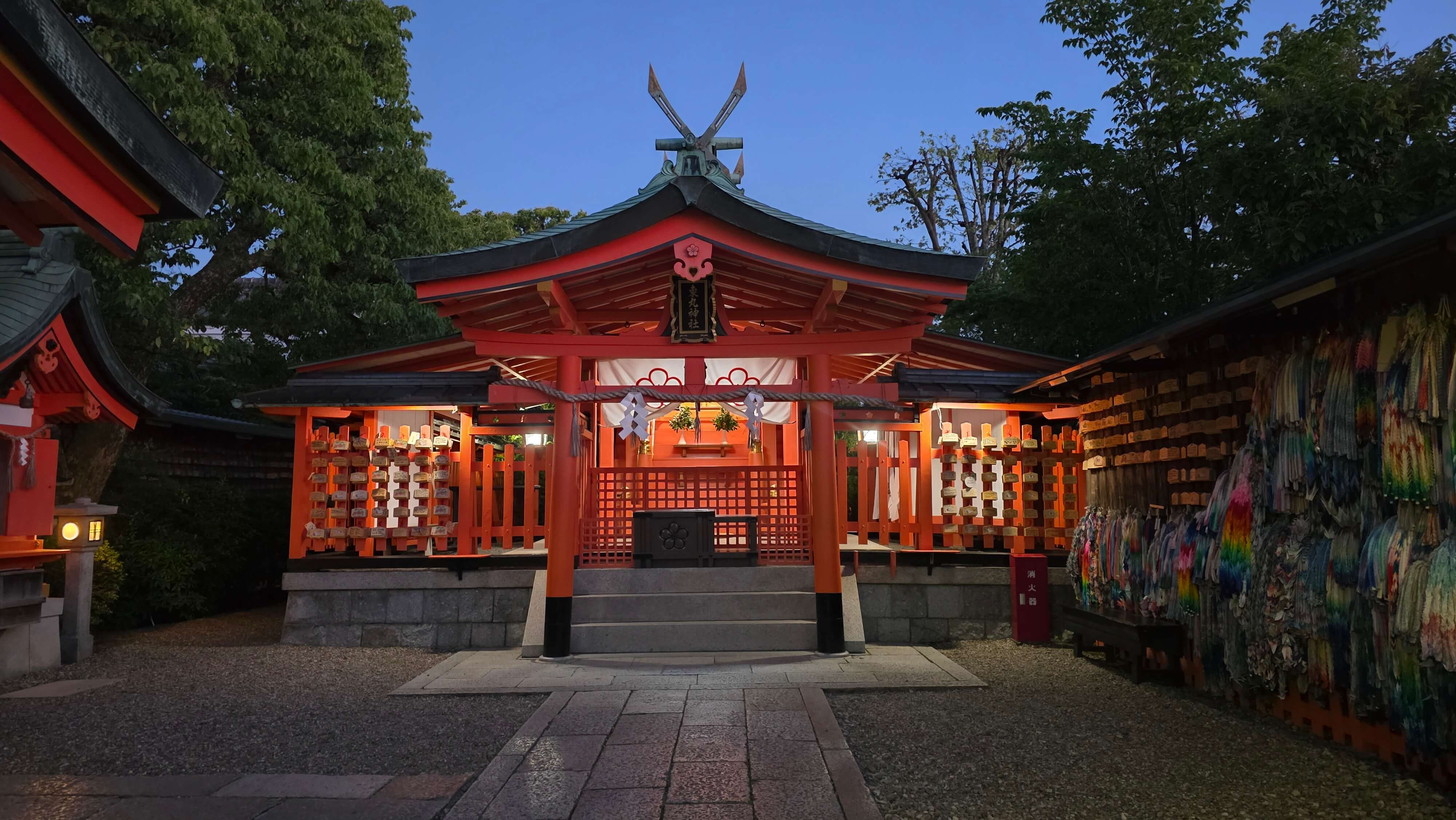 /images/Kyoto%201/Kyoto%203/tori%20gate%201.jpg