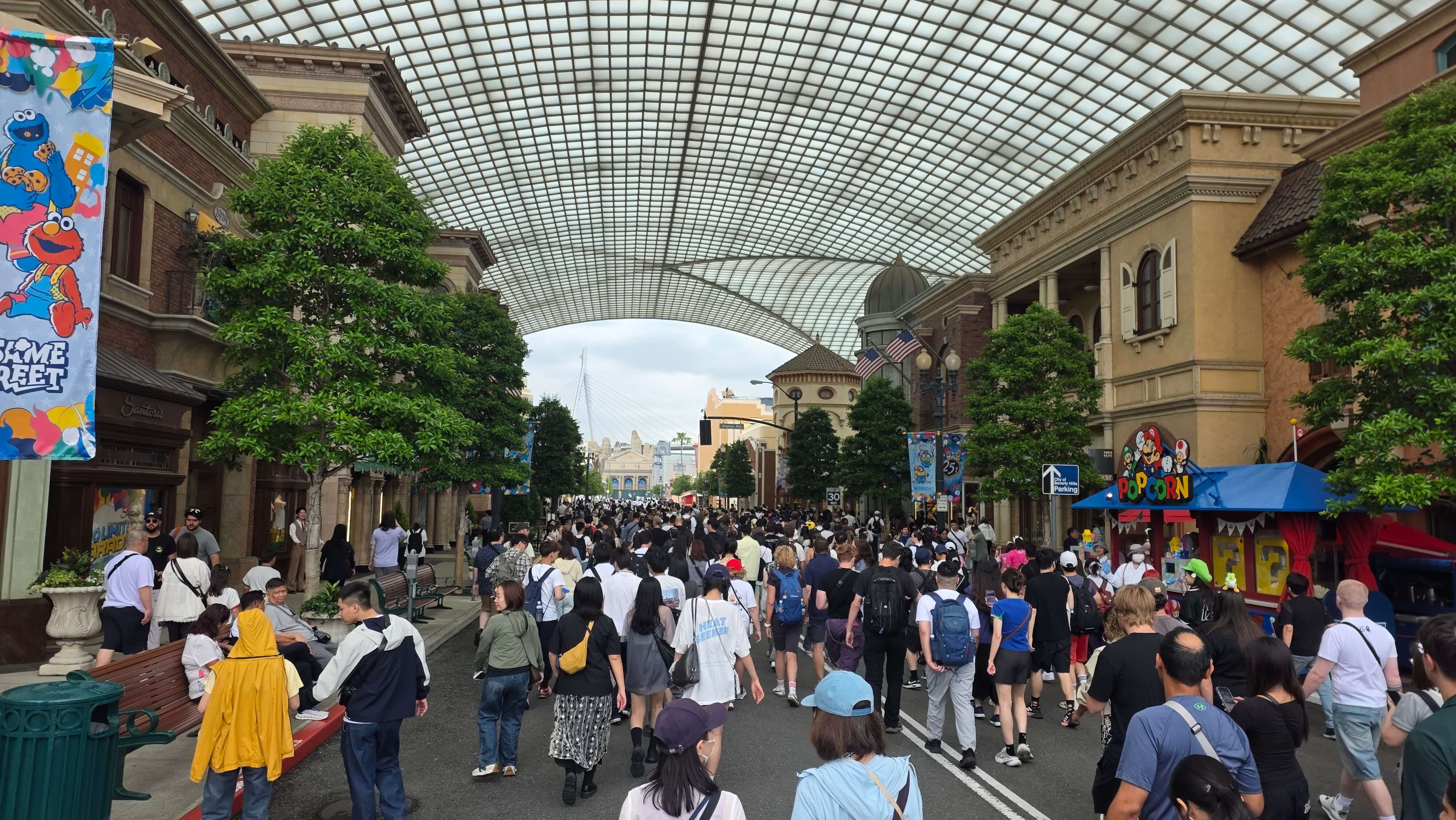 /images/Osaka/Osaka%206/usj%20foule%201.jpg /images/Osaka/Osaka%206/usj%20foule%201.jpg