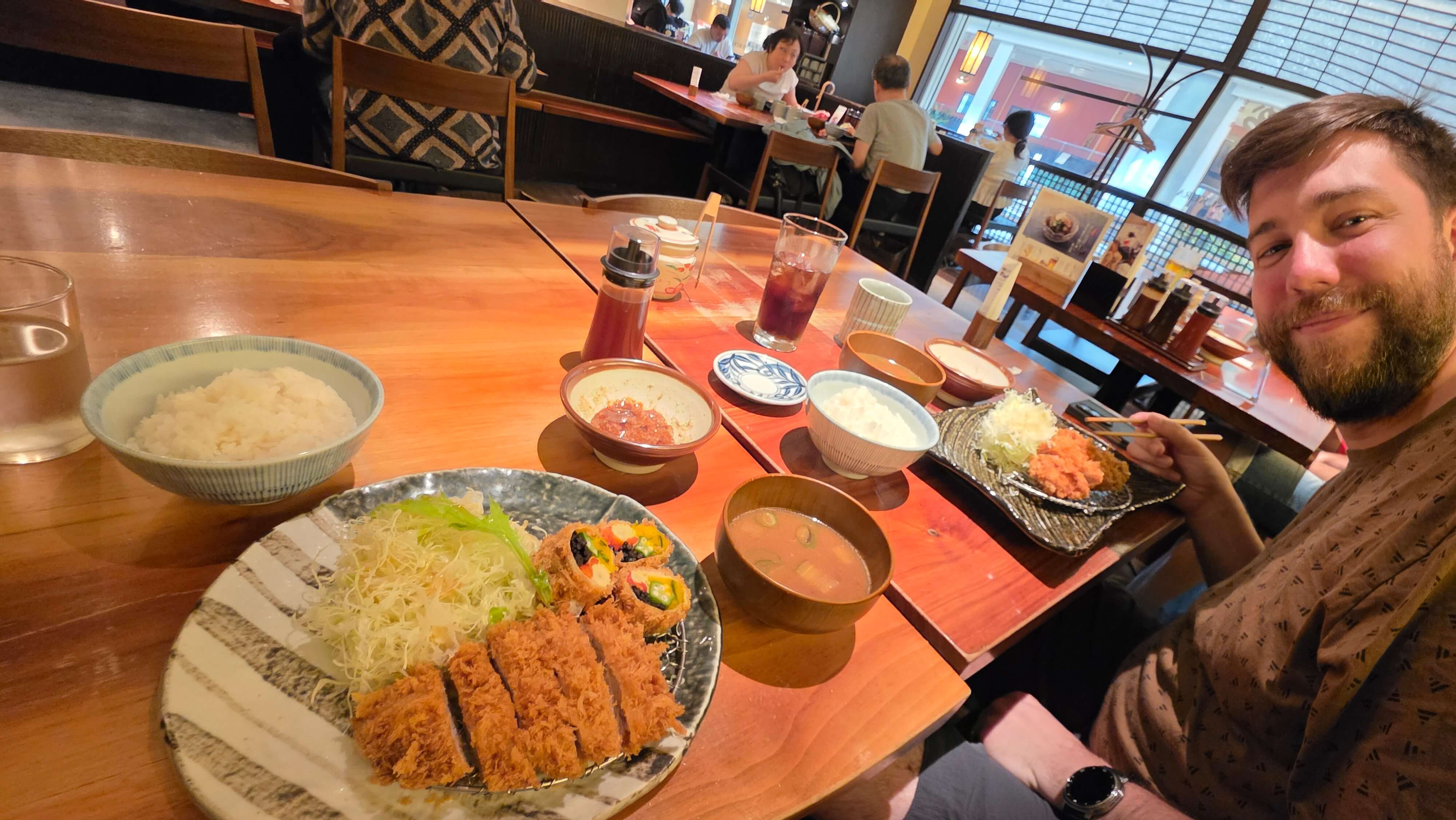 /images/Tokyo/Tokyo%20Shinjuku%202/diner%20miam.jpg