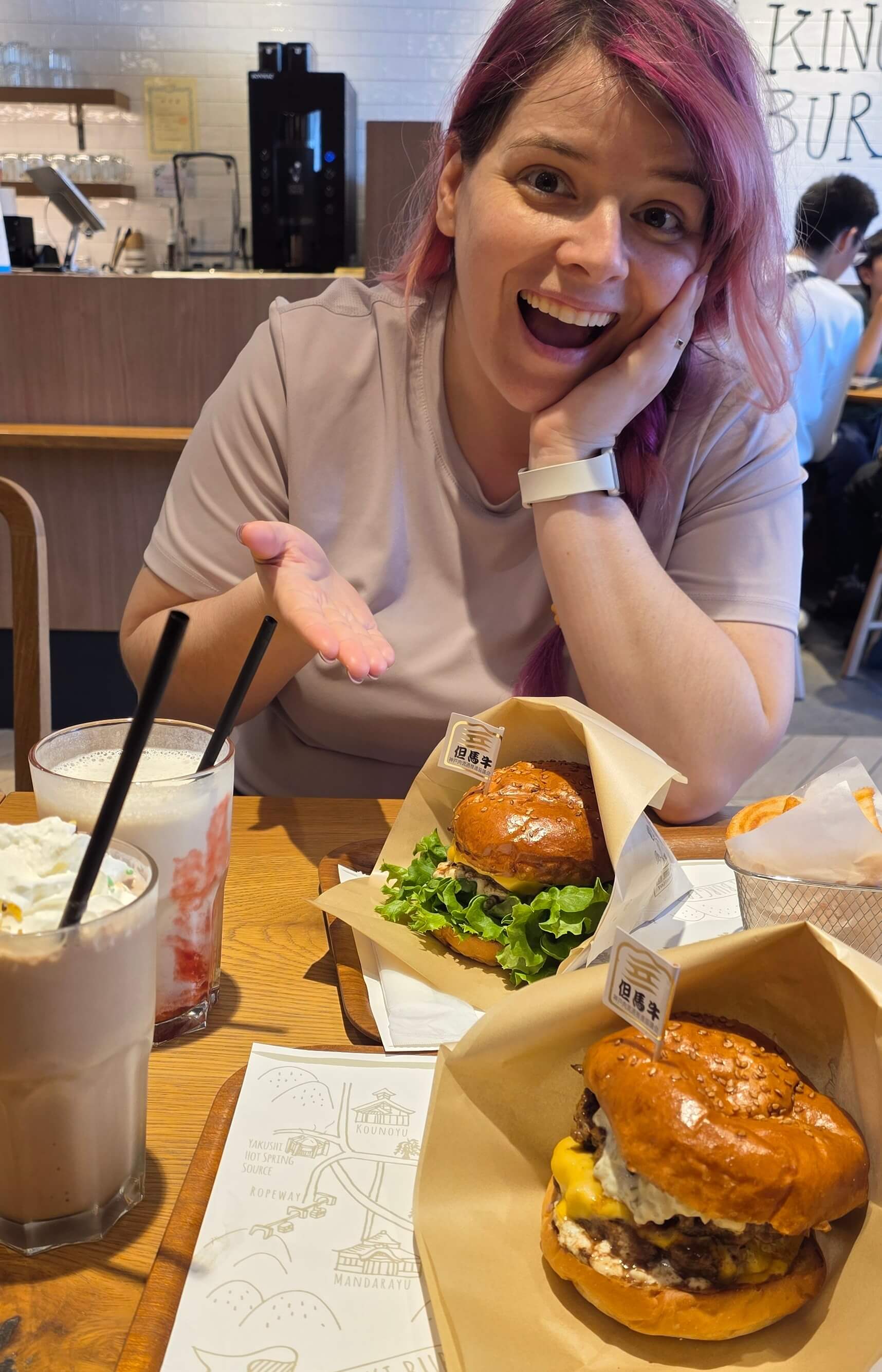/images/kinosaki%201/burger.jpg