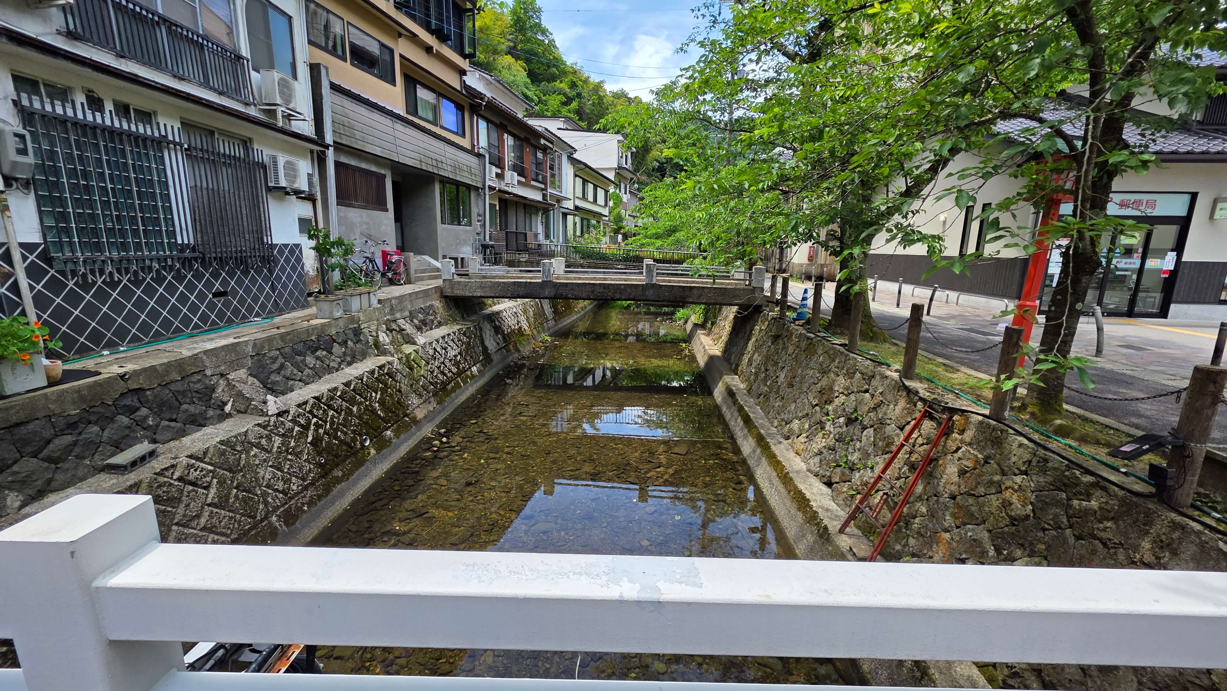/images/kinosaki%202/ponts%20kinosaki.jpg