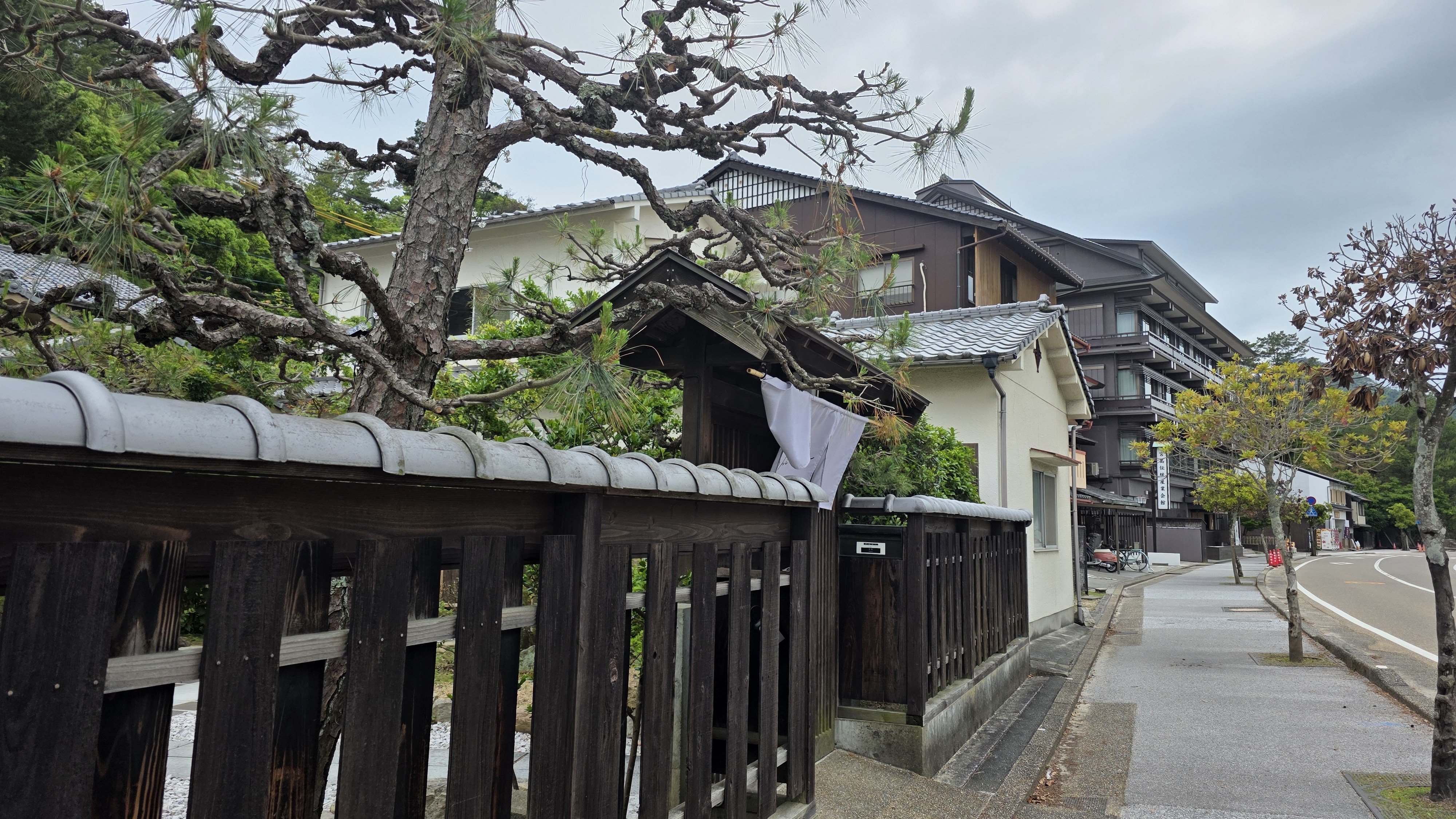 /images/miyajima/Miyajima%20rue%20citadine.jpg /images/miyajima/Miyajima%20rue%20citadine.jpg