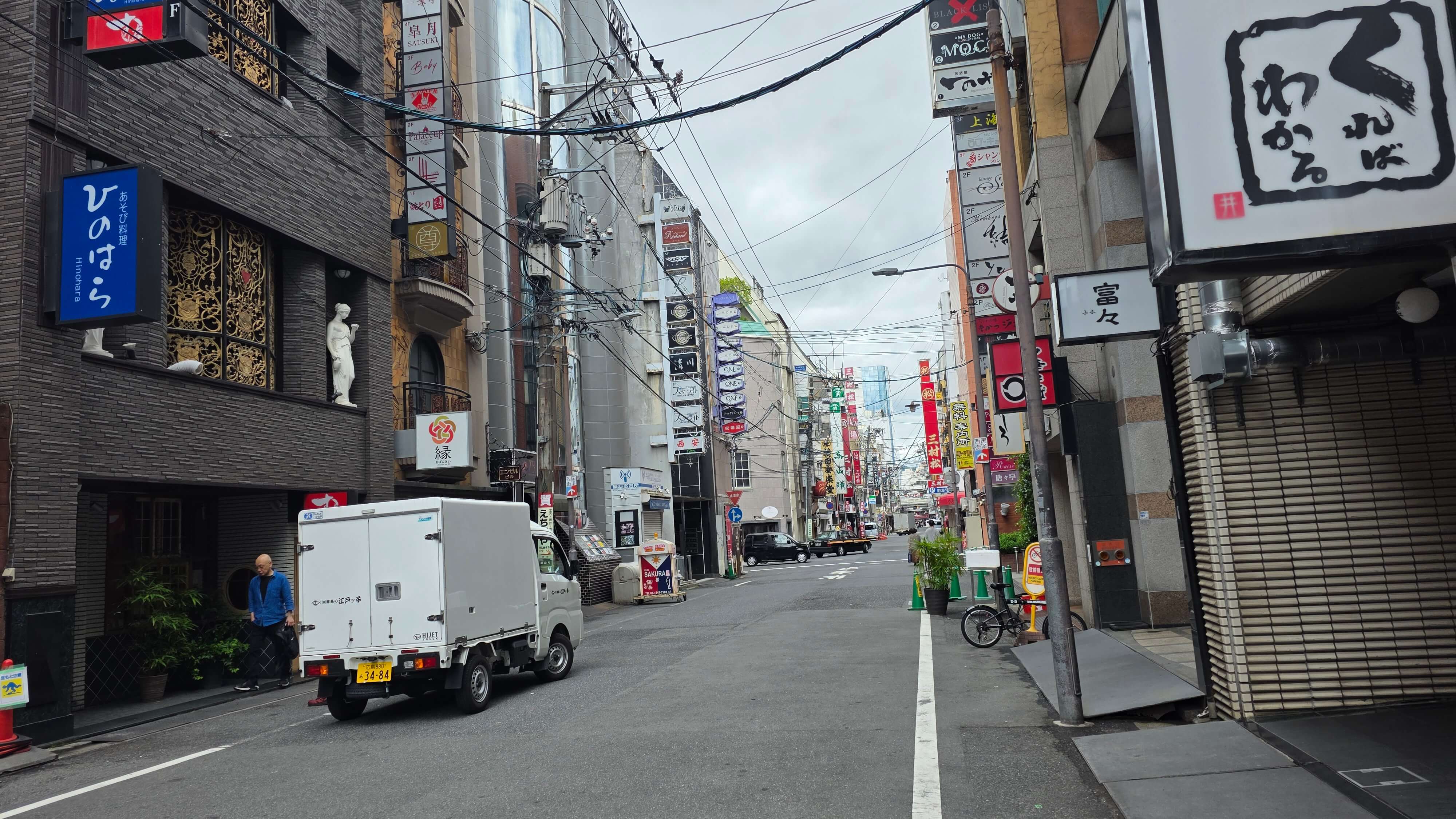 /images/rue%20jour%20hiroshima.jpg